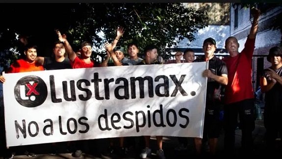 Crisis. Conflicto laboral y alertas comerciales.