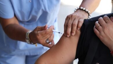 Vacuna. Vacunación contra el Dengue en los Centros de Salud.