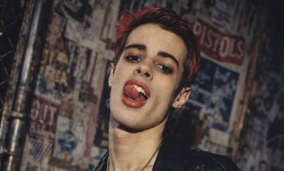 “Tal Vez”: Alex Tremo convirtió la saturación digital en canción.