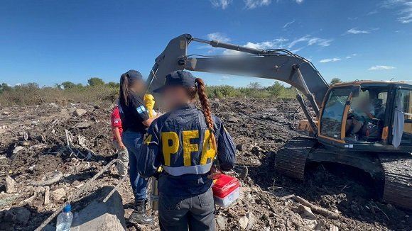 Detenidos por contaminar el Río Paraná.