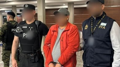 La PFA extraditó desde Bolivia a un hombre.