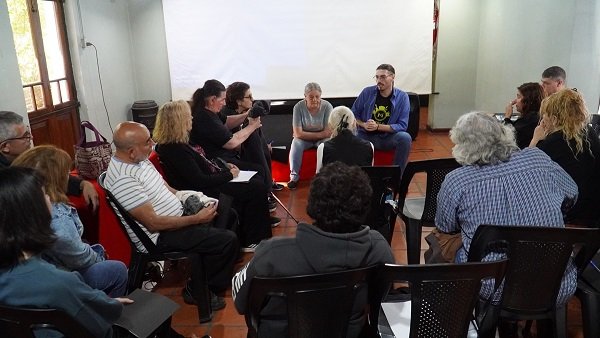 Teatro. Espacios y ofertas formativas, Autogestión y Relación