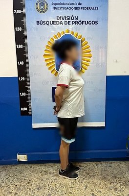 Prófuga por intentar ingresar droga a un penal.