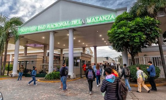 Unlam. Desafíos y la construcción de sus primeros años