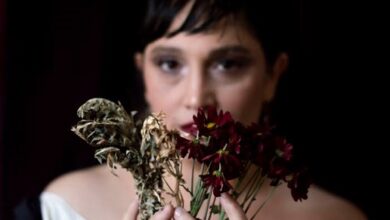 Cantante. Vero Marjbein y “Buscando el sol”.
