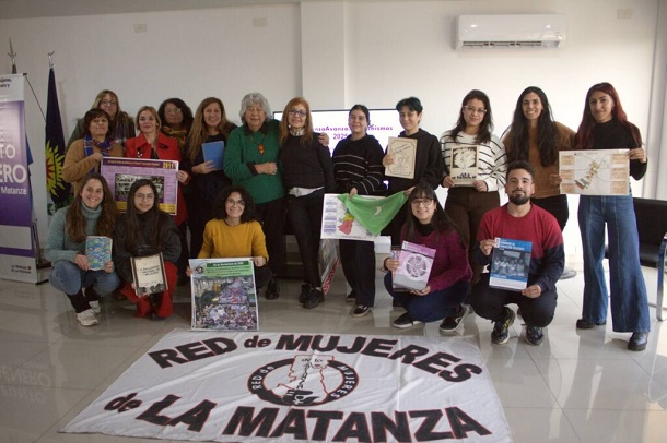 “Feminismos Populares contra la Crueldad”.