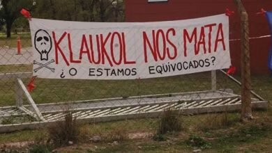 Klaukol. Denuncian hostigamiento policial en medio de su reclamo.