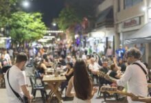 Gastronómica. Edición de la Peatonal Gastronómica en Luján.