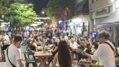 Gastronómica. Edición de la Peatonal Gastronómica en Luján.