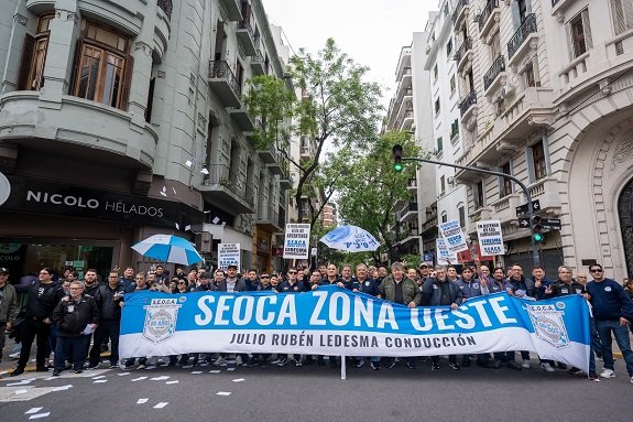 SEOCA movilizó al Congreso en defensa de la educación.
